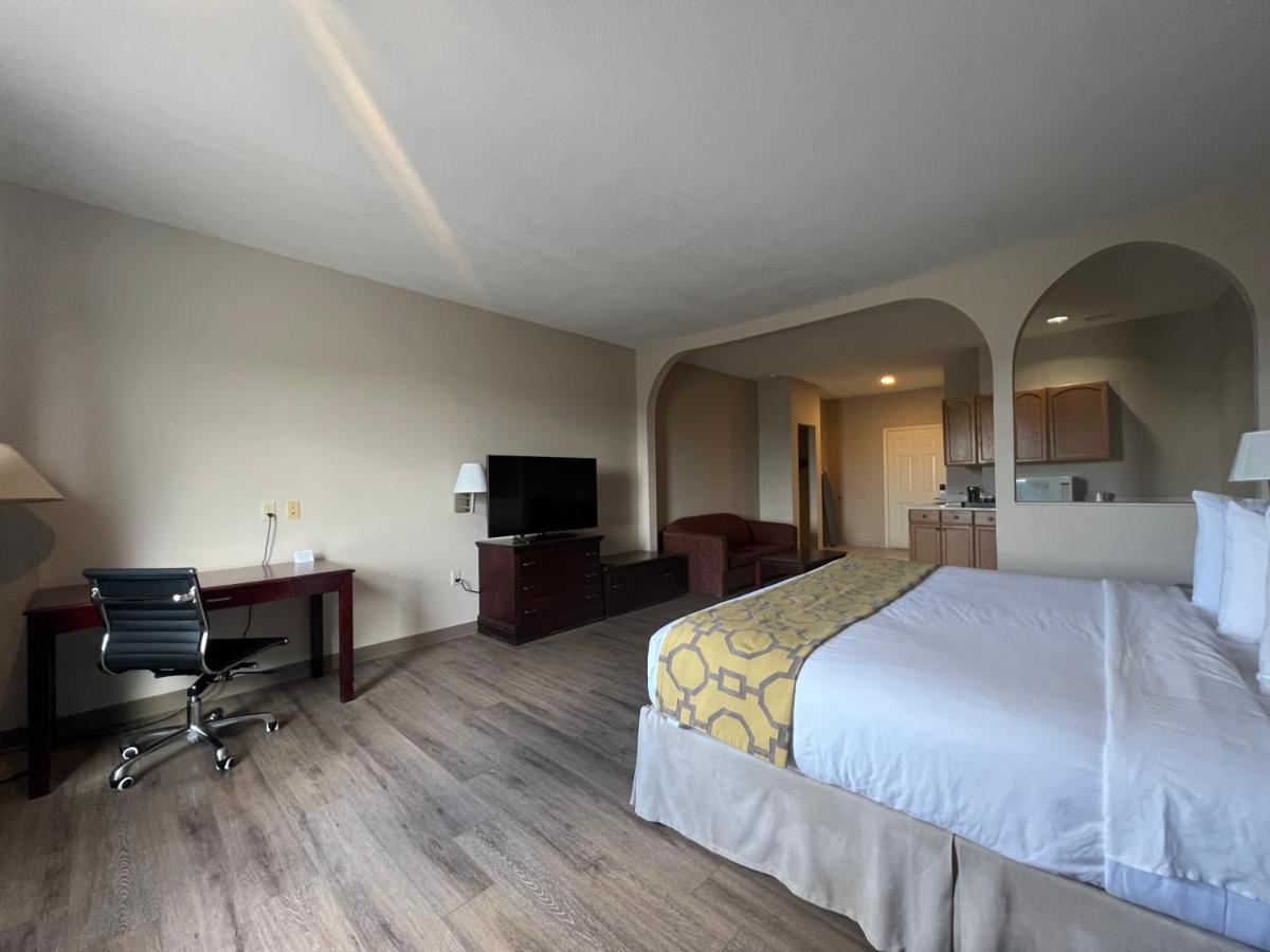 Baymont By Wyndham Houston Brookhollow Extérieur photo