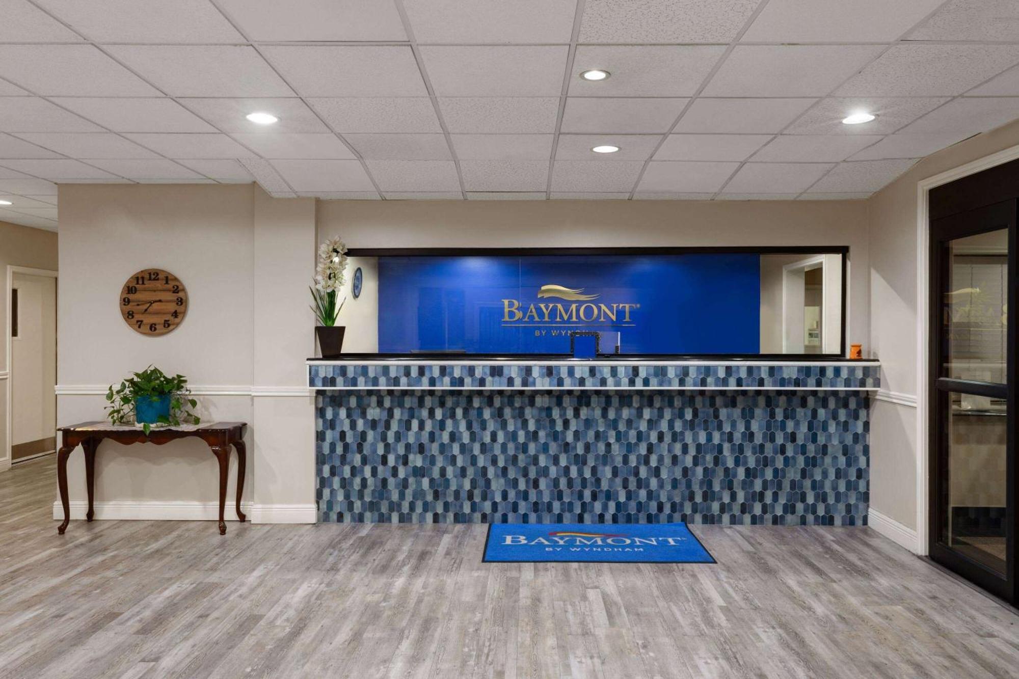 Baymont By Wyndham Houston Brookhollow Extérieur photo